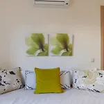 Stylish & Luxury Apartment - Self Check In - Free Parking